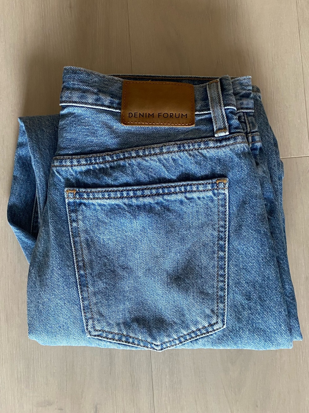 Denim Forum The Gia High Rise Carrot 26L Jeans